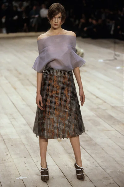 Look 25
